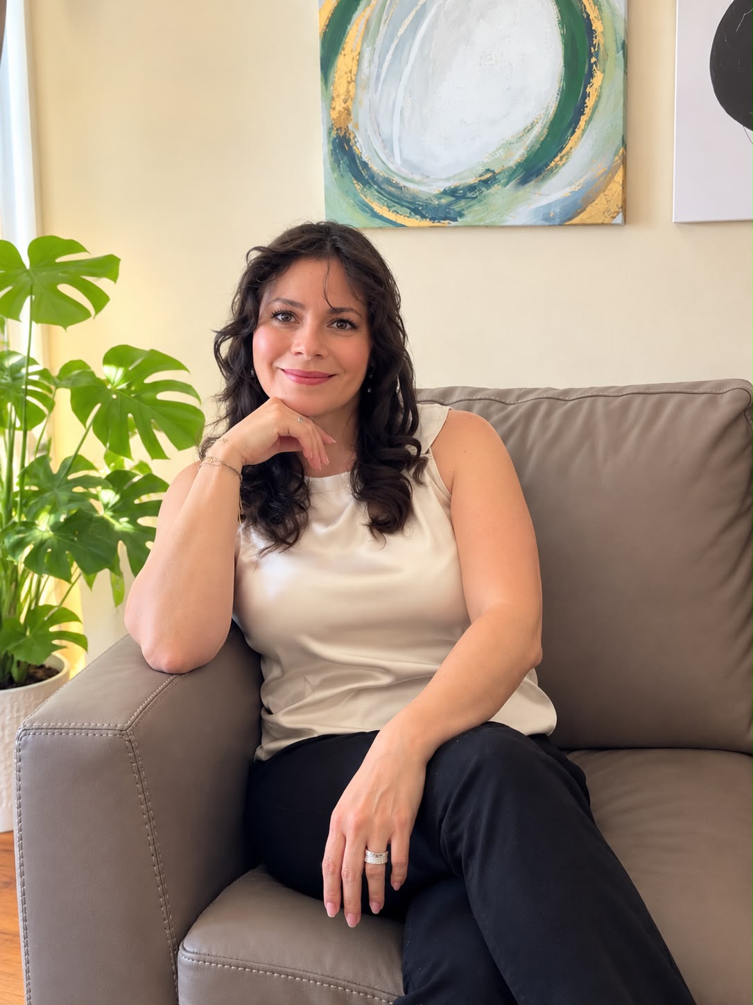 Dra. Irina Pérez, médica y terapeuta holística en Orlando, FL